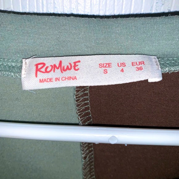 ROMWE Oversized T-Shirt | Women’s Size S - Picture 4 of 5